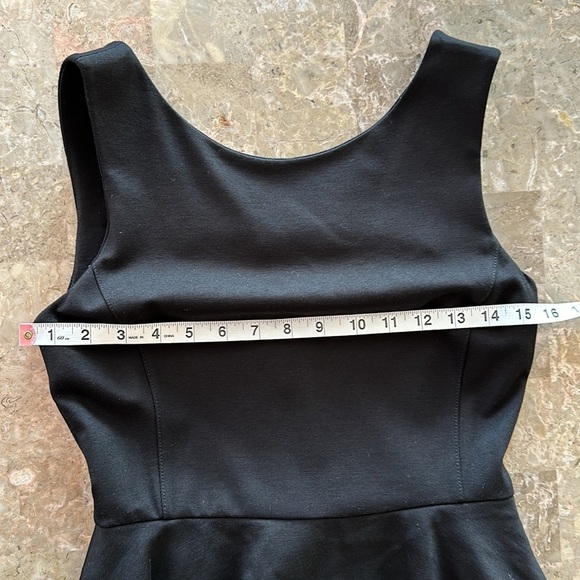 New Banana Republic Black Peplum Dress, Cocktail, Party, Stretch, size 2 - Picture 13 of 15